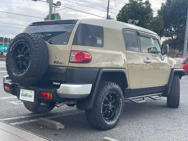 トヨタ ＦＪクルーザー オフロードパッケージ 千葉県 2012(平24)年 5.7万km ベージュ/ホワイト １オーナー　ナビＮＨＺＤ－Ｗ６２Ｇ　バックカメラ　クルコン　ＥＴＣ　ＵＳＢ　Ｔ／Ａタイヤ　ホワイトレター　ビルシュタインサス　アンダーガード　外バンパー　外サイドステップ　外ＬＥＤ灯　ＨＩＤ　フォグ