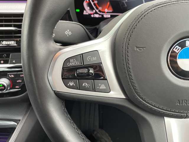 ＢＭＷ ５２３ｄ xDrive Mスピリット 道央・札幌 2020(令2)年 5.5万km アルピンホワイトⅢ ・4WD/・純正HDDナビ/・フルセグTV/USB/HDD/AppleCarPlay/・Bluetooth接続/・全方位カメラ/・アダプティブクルーズコントロール/・衝突被害軽減ブレーキ/・ブラインドスポットモニター/・レーンキープアシスト/・アダプティブLEDヘッドライト/・オートマチックハイビーム/・ヘッドアップディスプレイ/・レザーシート/・パワーシート/・シートポジションメモリー/・全席シートヒーター/・電動トランク/・ステアリングスイッチ/・前後ドライブレコーダー/・ルームミラー内蔵型ETC/・MTモード付AT/・電動パーキング/・スマートキー/スペアキー