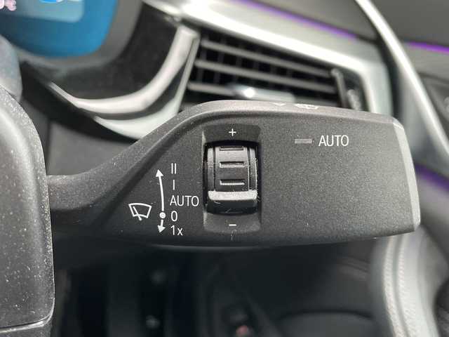 ＢＭＷ ５２３ｄ xDrive Mスピリット 道央・札幌 2020(令2)年 5.5万km アルピンホワイトⅢ ・4WD/・純正HDDナビ/・フルセグTV/USB/HDD/AppleCarPlay/・Bluetooth接続/・全方位カメラ/・アダプティブクルーズコントロール/・衝突被害軽減ブレーキ/・ブラインドスポットモニター/・レーンキープアシスト/・アダプティブLEDヘッドライト/・オートマチックハイビーム/・ヘッドアップディスプレイ/・レザーシート/・パワーシート/・シートポジションメモリー/・全席シートヒーター/・電動トランク/・ステアリングスイッチ/・前後ドライブレコーダー/・ルームミラー内蔵型ETC/・MTモード付AT/・電動パーキング/・スマートキー/スペアキー