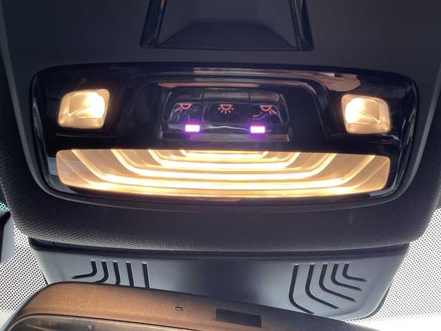 ＢＭＷ ５２３ｄ xDrive Mスピリット 道央・札幌 2020(令2)年 5.5万km アルピンホワイトⅢ ・4WD/・純正HDDナビ/・フルセグTV/USB/HDD/AppleCarPlay/・Bluetooth接続/・全方位カメラ/・アダプティブクルーズコントロール/・衝突被害軽減ブレーキ/・ブラインドスポットモニター/・レーンキープアシスト/・アダプティブLEDヘッドライト/・オートマチックハイビーム/・ヘッドアップディスプレイ/・レザーシート/・パワーシート/・シートポジションメモリー/・全席シートヒーター/・電動トランク/・ステアリングスイッチ/・前後ドライブレコーダー/・ルームミラー内蔵型ETC/・MTモード付AT/・電動パーキング/・スマートキー/スペアキー