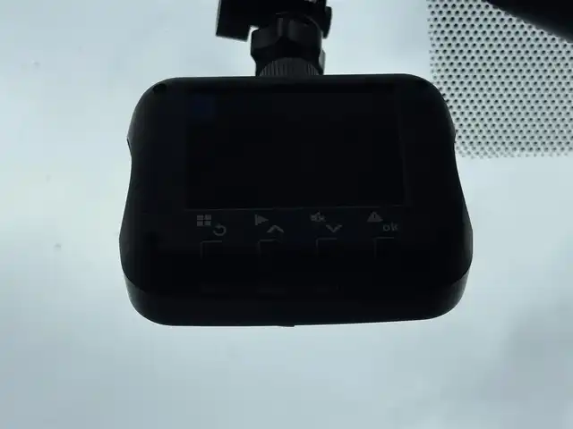 レクサス ＣＴ 200h バージョンC 大分県 2015(平27)年 6.9万km ソニッククォーツ ・純正ナビ(CD/DVD/BT/USB/SD/AUX)/・バックモニター/・フルセグテレビ/・ドライブレコーダー/・ETC/・レーダークルーズコントロール/・コーナーセンサー/・パワーシート/・シートヒーター/・パドルシフト/・スマートキー/・プッシュスタート