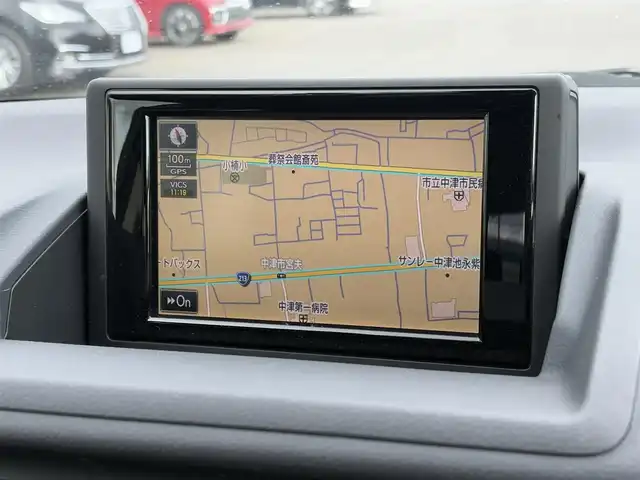 レクサス ＣＴ 200h バージョンC 大分県 2015(平27)年 6.9万km ソニッククォーツ ・純正ナビ(CD/DVD/BT/USB/SD/AUX)/・バックモニター/・フルセグテレビ/・ドライブレコーダー/・ETC/・レーダークルーズコントロール/・コーナーセンサー/・パワーシート/・シートヒーター/・パドルシフト/・スマートキー/・プッシュスタート