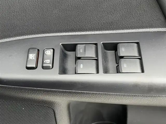 レクサス ＣＴ 200h バージョンC 大分県 2015(平27)年 6.9万km ソニッククォーツ ・純正ナビ(CD/DVD/BT/USB/SD/AUX)/・バックモニター/・フルセグテレビ/・ドライブレコーダー/・ETC/・レーダークルーズコントロール/・コーナーセンサー/・パワーシート/・シートヒーター/・パドルシフト/・スマートキー/・プッシュスタート