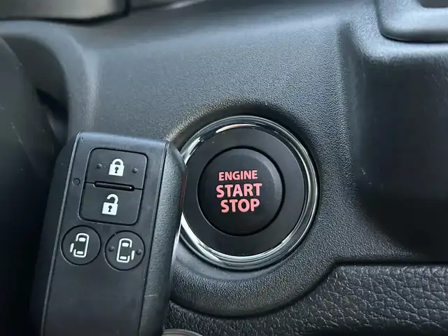 スズキ ソリオ バンディット HV MV 福島県 2025(令7)年 0.1千km スーパーブラックパール デュアルセンサーブレーキサポート/・スズキコネクト対応通信機装着車/・アダプティブクルーズコントロール/・車線維持支援機能/純正メモリナビゲーション/（AM/FM/Bluetooth/CarPlay/フルセグTV）/全方位カメラ/ヘッドアップディスプレイ/両側パワースライドドア/前後ソナーセンサー/LEDヘッドライト/・オートライト/・フォグランプ/スマートキー/・プッシュスタート/・スペアキー/前席シートヒーター/オートホールド/アイドリングストップ