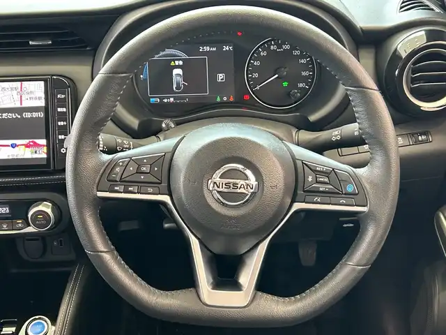 日産 キックス X 埼玉県 2021(令3)年 2.1万km ピュアブラック 衝突被害軽減ブレーキ/9インチSDナビ/　　CD/DVD/BT/フルセグTV/全方位カメラ/レーダークルーズコントロール/LEDヘッドライト/純正アルミホイール/インテリジェントミラー/レーンキープアシスト/オートマチックハイビーム/ドライブレコーダー/ステアリングスイッチ/プッシュスタート/ETC