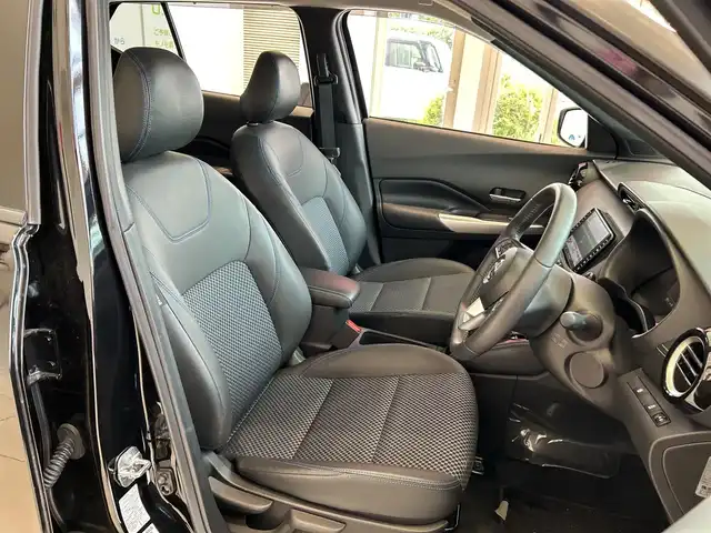 日産 キックス X 埼玉県 2021(令3)年 2.1万km ピュアブラック 衝突被害軽減ブレーキ/9インチSDナビ/　　CD/DVD/BT/フルセグTV/全方位カメラ/レーダークルーズコントロール/LEDヘッドライト/純正アルミホイール/インテリジェントミラー/レーンキープアシスト/オートマチックハイビーム/ドライブレコーダー/ステアリングスイッチ/プッシュスタート/ETC