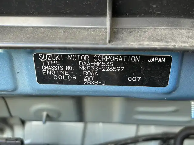 スズキ スペーシア HYBRID X 静岡県 2019(令1)年 6.8万km ブリスクブルーM パナソニックSDナビ/(CN-RE05WD)/(フルセグTV/Bluetooth/CD/DVD/SD)/コーナーセンサー(後のみ)/ABS/横滑り防止装置/オートライト/ビルトインETC/運転席側シートヒーター/両側パワースライドドア/エンジンプッシュスタート/スマートキー/スペアキー1本