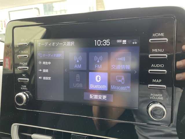 トヨタ アクア G 大分県 2022(令4)年 2.6万km クリアベージュメタリック 純正オーディオ/【Bluetooth/AMFMラジオ/Apple car Play】/外部端子接続：USB/バックカメラ/ETC/Toyota Safety Sense /・プリクラッシュセーフティ/・レーントレーシングアシスト/・レーダークルーズコントロール/・オートマチックハイビーム/・ロードサインアシスト/DN席シートヒーター/ステアリングヒーター/スマートキー2本/プッシュスタート/ヘッドライトリベライザー/AC100V/シガーソケット/電動格納ミラー/ウィンカーミラー/取扱説明書