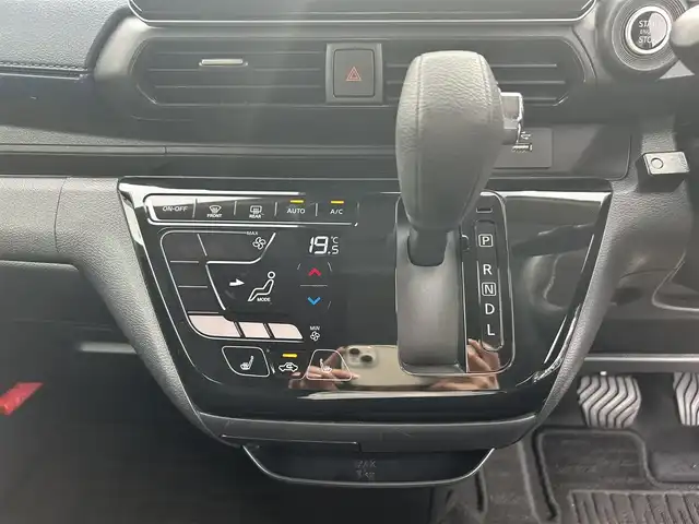 日産 デイズ ハイウェイスターX 島根県 2020(令2)年 3.9万km オーシャンブルーP 純正SDナビ　/フルセグTV　/DVD再生　/Bluetooth　/全方位／バック／サイドカメラ　/前方ドライブレコーダー/ETC　/前後コーナーセンサー/前席シートヒーター　/アイドリングストップ/衝突軽減ブレーキ/スマートキー　/プッシュスタート　/オートライト／ハイビーム/LEDヘッドライト　/純正フロアマット/純正14インチアルミホイール/スペアキー1本