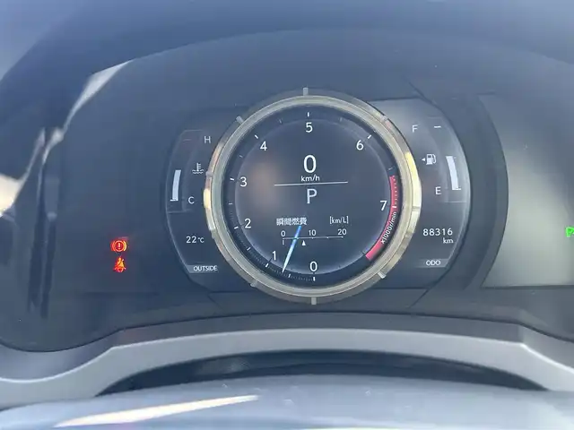 レクサス ＩＳ 350 Fスポーツ 熊本県 2014(平26)年 8.9万km ホワイトノーヴァガラスフレーク 純正ナビ/AM/FM/CD/DVD/TV/SD/USB/BT/AUX/・フルセグTV/・バックカメラ/革巻きステアリング/ステアリングリモコン/パドルシフト/レーダークルーズコントロール/D・N席パワーシート/D・N席シートヒーター/左右独立エアコン/プリクラッシュセーフティー/横滑り防止/リアコーナーカメラ/前後ドラレコ/MTモード付AT/ビルトインETC/電動格納ミラー/プッシュスタート/スマートキー/パワーウィンドウ/Fスポーツ/LEDヘッドライト/LEDフォグ