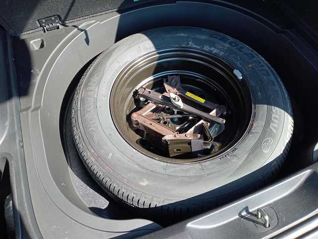 クライスラー・ジープ ジープ チェロキー トレイルホーク 福井県 2014(平26)年 7.8万km ブリリアントブラッククリスタル 純正17インチAW/４WD/クルーズコントロール/デジタルインナーミラー/前後ドライブレコーダー/キセノンヘッドライト/R・Fフォグ/ETC/スーパースリムモニター（SSM-W5.0II）/純正メモリナビ/ルーフレール/横滑り防止装置/盗難防止装置/ダブル＋サイドエアバッグ/カーテンエアバッグ/純正フロアマット/スマートキー