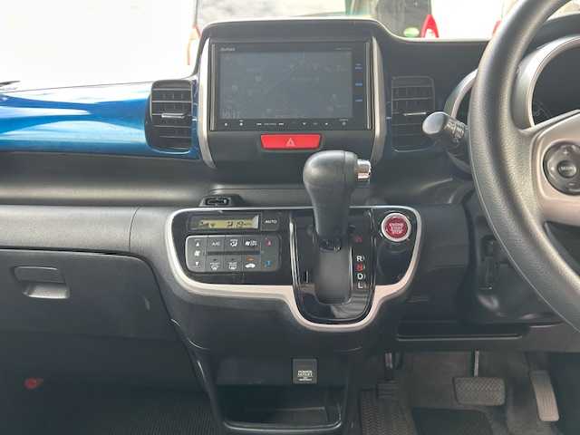 ホンダ Ｎ ＢＯＸ 2トーン G Lパッケージ 東京都 2014(平26)年 8.9万km プレミアムダイナミックブルーパール フルセグテレビ/バックカメラ/アイドリングストップ/ETC/片側パワースライド/プラズマクラスター搭載オートエアコン/UVカットガラス/プライバシーガラス/HIDヘッドライト/トラクションコントロール/純正14センチアルミホイール/チップアップシート/フルセグテレビ（走行中視聴可能）/純正メモリナビ（Gathers 型番VXM-145VFi Bluetooth接続、CDチェンジャー、ミュージックプレイヤー接続）/プッシュスタート