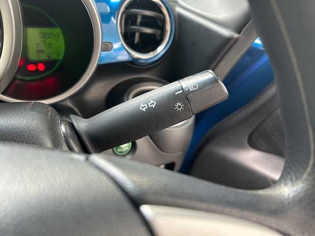 ホンダ Ｎ ＢＯＸ 2トーン G Lパッケージ 東京都 2014(平26)年 8.9万km プレミアムダイナミックブルーパール フルセグテレビ/バックカメラ/アイドリングストップ/ETC/片側パワースライド/プラズマクラスター搭載オートエアコン/UVカットガラス/プライバシーガラス/HIDヘッドライト/トラクションコントロール/純正14センチアルミホイール/チップアップシート/フルセグテレビ（走行中視聴可能）/純正メモリナビ（Gathers 型番VXM-145VFi Bluetooth接続、CDチェンジャー、ミュージックプレイヤー接続）/プッシュスタート