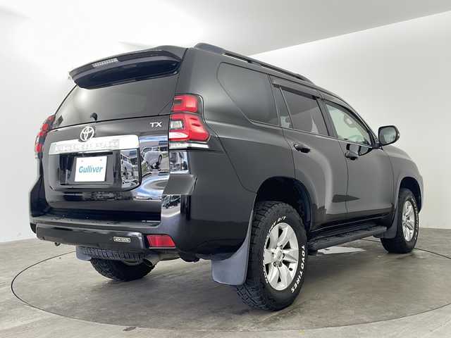 トヨタ ランドクルーザー プラド TX 兵庫県 2018(平30)年 4.9万km ブラック ・Toyota Safety Sense/・プリクラッシュセーフティ（歩行者［昼］検知機能付衝突回避支援タイプ/ミリ波レーダー＋単眼カメラ方式）/・レーンディパーチャーアラート/・オートマチックハイビーム/・レーダークルーズコントロール（ブレーキ制御付）/・VSC＆TRC（トラクションコントロール）＋ヒルスタートアシストコントロール（HAC）＋電動センターデフロック/・LEDヘッドランプ［ハイ・ロービーム］/ オートレベリング機能付＋/LEDクリアランスランプ（デイライト機能付）＋ヘッドランプクリーナー /・純正9型ナビ＆フルセグ＆BT＆DVD/・バックカメラ/・スマートキー/・スペアキー/・プッシュスタート/・ビルトインETC/・ドアバイザー/・LEDハイマウントストップランプ付リアスポイラー/・左右独立温度コントロールフルオートエアコン＆クリーンエアフィルター（花粉除去タイプ）/・フロアマット/・前後コーナーセンサー/・ステアリングスイッチ