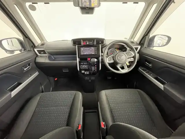 トヨタ ルーミー カスタムG 道央・札幌 2022(令4)年 4.8万km レーザーブルークリスタルシャイン ・4WD/・寒冷地仕様/・衝突被害軽減ブレーキ/・レーンキープアシスト/・レーダークルーズコントロール/・純正ナビ/・フルセグ/BT/CD/DVD/・バックカメラ/・両側パワースライドドア/・コーナーセンサー/・アイドリングストップ/・ステアリングスイッチ/・横滑り防止装置