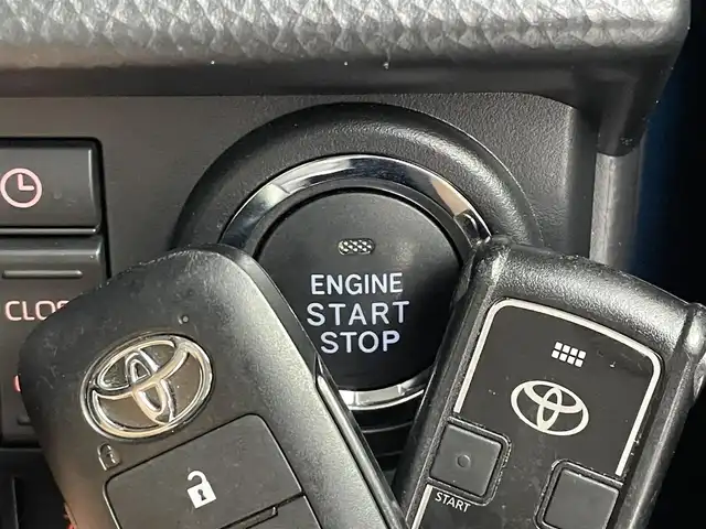 トヨタ ルーミー カスタムG 道央・札幌 2022(令4)年 4.8万km レーザーブルークリスタルシャイン ・4WD/・寒冷地仕様/・衝突被害軽減ブレーキ/・レーンキープアシスト/・レーダークルーズコントロール/・純正ナビ/・フルセグ/BT/CD/DVD/・バックカメラ/・両側パワースライドドア/・コーナーセンサー/・アイドリングストップ/・ステアリングスイッチ/・横滑り防止装置