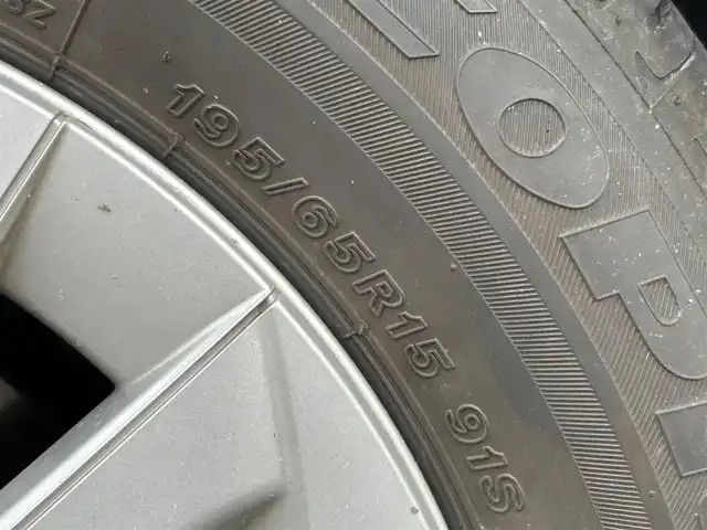 トヨタ プリウス Sセーフティプラス 大分県 2018(平30)年 4.8万km アティチュードブラックマイカ 純正9型ナビ(NSZT-Y68T)/DVD/USB/SD/HDMI/BT/フルセグTV/フロント/バックカメラ/ビルトインETC2.0/純正ドライブレコーダー/追従クルーズコントロール/レーンキープアシスト/衝突軽減ブレーキ/純正アルミホイール/純正フロアマット/取説・保証書/スマートキー×2
