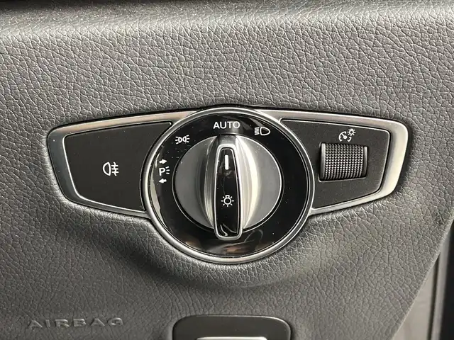メルセデス・ベンツ Ｅ２００ アバンギャルド AMGライン 新潟県 2020(令2)年 7.8万km 黒 サンルーフ/ブルメスターサウンド/メーカーナビ/(FM.AM.USB.フルセグ)/全方位カメラ/アクティブブレーキアシスト/レーンキープアシスト/レーダークルーズコントロール/ブラインドスポットモニター/ヘッドアップディスプレイ/標識アシスト/パドルシフト/LEDオートライト/フォグランプ/黒レザーシート/前席パワーシート/全席シートヒーター/ダイナミックセレクト/ドライブレコーダー/ETC2.0/プッシュスタート/スマートキー/純正フロアマット