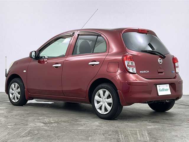 日産 マーチ 12X 30th ハピネス 三重県 2013(平25)年 4.7万km ラディアントレッド /禁煙車//スマートキー//プッシュスタート//マニュアルAC//電格ミラー//アイドリングストップ//ETC//ドアバイザー