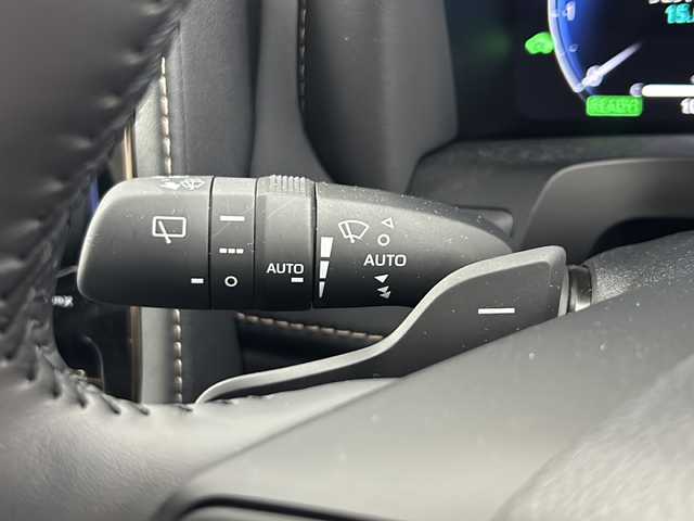 トヨタ ヴェルファイア ハイブリット Z プレミア 大阪府 2024(令6)年 1.1万km プラチナホワイトパールマイカ ワンオーナー/純正14インチナビ/・フルセグTV/・Bluetooth/・FM/AM/・HDMI/・USB接続/ツインムーンルーフ/全方位カメラ/パワーバックドア/デジタルインナーミラー/ブラインドスポットモニター/トヨタチームメイト/トヨタセーフティセンス/・プリクラッシュセーフティー/・レーントレーシングアシスト/・レーンディパーチャーアラート/・レーダークルーズコントロール/・ロードサインアシスト/・プロアクティブドライビングアシスト/ステアリングヒーター/前後シートヒーター/前後シートベンチレーション/保証書/取扱説明書/点検記録簿