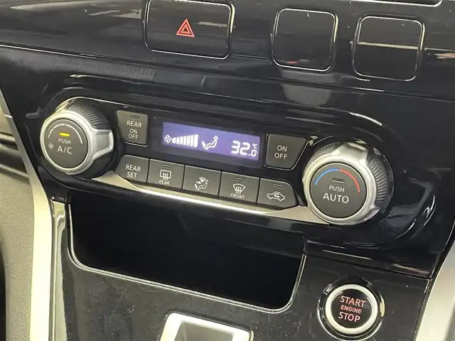日産 セレナ ハイウェイスター プロパイロットED 岩手県 2016(平28)年 9.2万km ダイヤモンドブラック ワンオーナー/４WD/後席モニター/ハンズフリーオートスライドドア/プロパイロット/エマージェンシーブレーキ/車線逸脱警報・抑制機能/標識検知機能/踏み間違い衝突防止アシスト/前後ソナー/横滑り防止装置/アイドリングストップ/オートブレーキホールド/前席シートヒーター/リヤサンシェード/リヤオートエアコン/純正ナビ/フルセグTV/バックカメラ/ETC/社外LEDヘッドライト(ロービーム)/純正１５インチアルミホイール