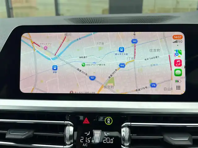 ＢＭＷ ３２０ｄ 石川県 2019(令1)年 3.9万km 白 ４WD/純正ナビ/（BT／AM／FM）/バックカメラ/ステアリングスイッチ/本革シート（黒）/シートヒーター（運転席＋助手席）/パワーシート（運転席＋助手席）/パワーバックドア/ワイヤレスチャージ（置くだけ充電）/クルーズコントロール/LEDヘッドライト/オートマチックハイビーム/ドライブレコーダー（前席）/ETC