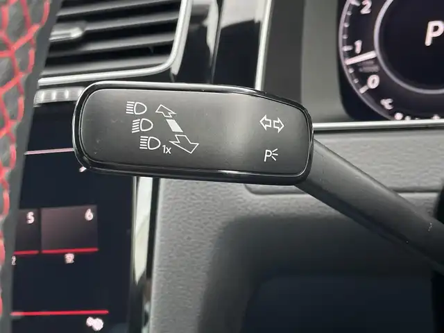 フォルクスワーゲン ゴルフ ＧＴＩ パフォーマンス 東京都 2019(令1)年 1.2万km グレー 純正ナビ/フルセグTV/Bluetooth接続/バックモニター/アダプティブクルーズコントロール/レーンキープアシスト/衝突被害軽減ブレーキ/ブラインドスポットモニター/ETC2.0/ステアリングスイッチ/スマートキー/プッシュスタート