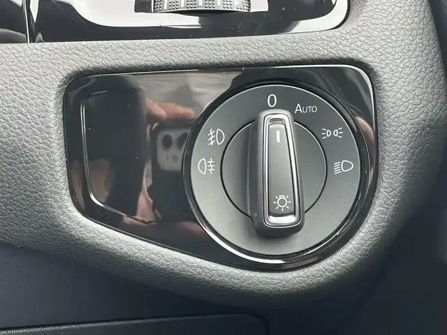 フォルクスワーゲン ゴルフ ＧＴＩ パフォーマンス 東京都 2019(令1)年 1.2万km グレー 純正ナビ/フルセグTV/Bluetooth接続/バックモニター/アダプティブクルーズコントロール/レーンキープアシスト/衝突被害軽減ブレーキ/ブラインドスポットモニター/ETC2.0/ステアリングスイッチ/スマートキー/プッシュスタート