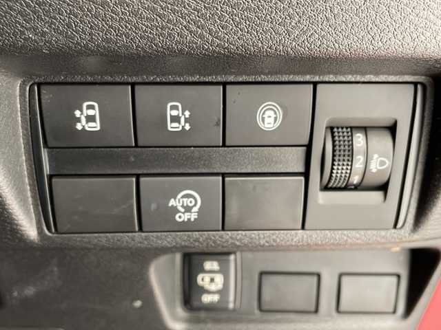 日産 ルークス ハイウェイスター X 愛知県 2021(令3)年 4.4万km スパークリングレッドM 純正9型ナビ/全方位カメラ/両側パワースライドドア/バックカメラ/ハンズフリースライドドア/コーナーセンサー/純正アルミホイール/LEDヘッドライト/ドライブレコーダー/衝突軽減システム/フルセグ/CD DVD/Bluetooth/ステアリングスイッチ/スマートキー/プッシュスタート