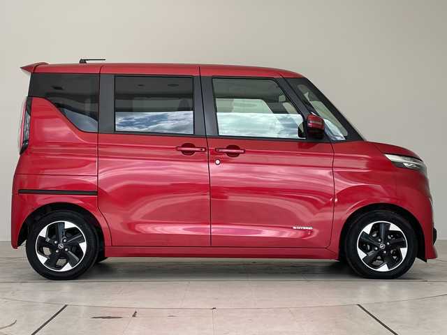 日産 ルークス ハイウェイスター X 愛知県 2021(令3)年 4.4万km スパークリングレッドM 純正9型ナビ/全方位カメラ/両側パワースライドドア/バックカメラ/ハンズフリースライドドア/コーナーセンサー/純正アルミホイール/LEDヘッドライト/ドライブレコーダー/衝突軽減システム/フルセグ/CD DVD/Bluetooth/ステアリングスイッチ/スマートキー/プッシュスタート