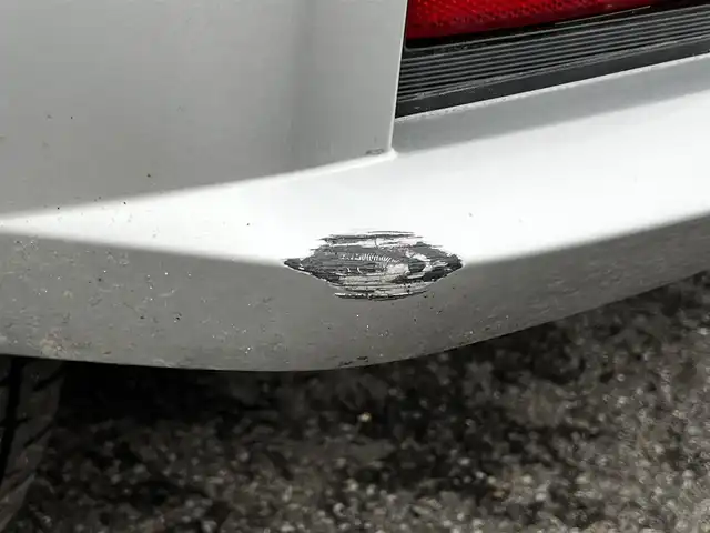 日産 ノート e－パワー B FOUR 道央・札幌 2020(令2)年 4.1万km ブリリアントシルバー ４WD/ワンオーナー/社外オーディオ/AM/FM/CD/衝突被害軽減ブレーキ/横滑り防止装置/レーンキープアシスト/クリアランスソナー/バックカメラ/サイドカメラ/フロントカメラ/全方位カメラ/アラウンドビューモニター/ETC/アイドリングストップ/DRIVEMODE/デジタルインナーミラー/プッシュスタート/スマートキー/ハロゲンヘッドライト/オートライト/フォグランプ/ヘッドライトレベライザー/電動格納ミラー/ウィンカーミラー/社外フロアマット/スペアキー