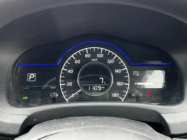 日産 ノート e－パワー B FOUR 道央・札幌 2020(令2)年 4.1万km ブリリアントシルバー ４WD/ワンオーナー/社外オーディオ/AM/FM/CD/衝突被害軽減ブレーキ/横滑り防止装置/レーンキープアシスト/クリアランスソナー/バックカメラ/サイドカメラ/フロントカメラ/全方位カメラ/アラウンドビューモニター/ETC/アイドリングストップ/DRIVEMODE/デジタルインナーミラー/プッシュスタート/スマートキー/ハロゲンヘッドライト/オートライト/フォグランプ/ヘッドライトレベライザー/電動格納ミラー/ウィンカーミラー/社外フロアマット/スペアキー