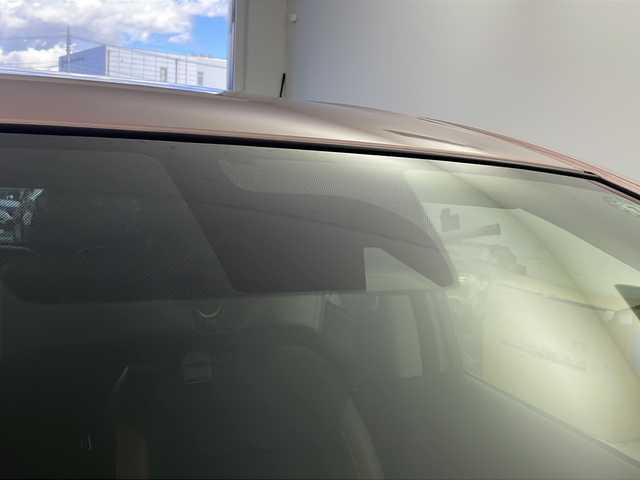 日産 ノート e－パワー メダリスト 栃木県 2017(平29)年 5.1万km ピンク 純正ナビ(MM316D-W)/CD/DVD/AM/FM/Bluetooth/アラウンドビューモニター/スマートルームミラー/ステアリングスイッチ/衝突軽減ブレーキ/レーンキープアシスト/横滑り防止装置/電動格納ミラー/スマートキー/オートライト/フロアマット/ドアバイザー/保証書/取扱説明書