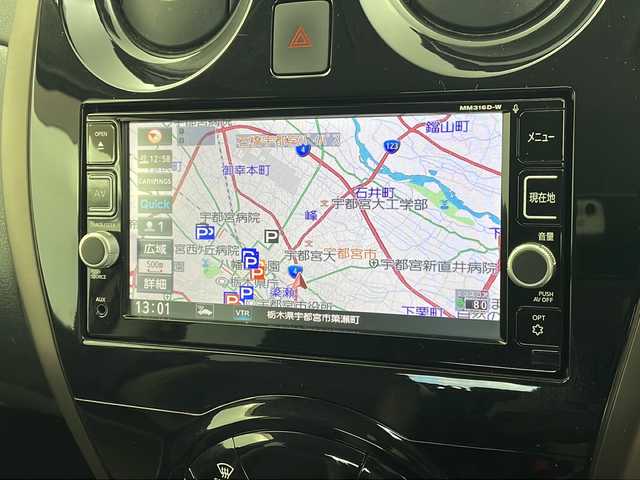 日産 ノート e－パワー メダリスト 栃木県 2017(平29)年 5.1万km ピンク 純正ナビ(MM316D-W)/CD/DVD/AM/FM/Bluetooth/アラウンドビューモニター/スマートルームミラー/ステアリングスイッチ/衝突軽減ブレーキ/レーンキープアシスト/横滑り防止装置/電動格納ミラー/スマートキー/オートライト/フロアマット/ドアバイザー/保証書/取扱説明書