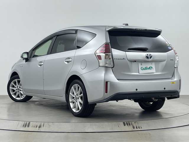 トヨタ プリウス α S ツーリングセレクション 埼玉県 2018(平30)年 4.7万km シルバーM 純正ナビ　/　（TV/BT/FM/AM/SD)/バックカメラ　/前方ドライブレコーダー　/ビルトインＥＴＣ　/クルーズコントロール　/レーンキープアシスト　/オートマチックハイビーム　/先行車発進お知らせ機能　/革巻きハンドル　/純正フロアマット　/純正アルミホイール