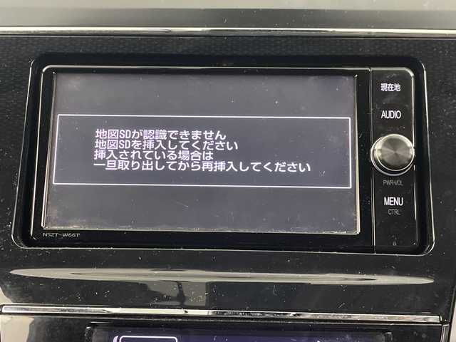 トヨタ プリウス α S ツーリングセレクション 埼玉県 2018(平30)年 4.7万km シルバーM 純正ナビ　/　（TV/BT/FM/AM/SD)/バックカメラ　/前方ドライブレコーダー　/ビルトインＥＴＣ　/クルーズコントロール　/レーンキープアシスト　/オートマチックハイビーム　/先行車発進お知らせ機能　/革巻きハンドル　/純正フロアマット　/純正アルミホイール