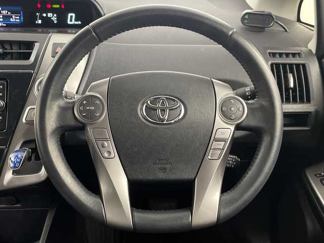 トヨタ プリウス α S ツーリングセレクション 埼玉県 2018(平30)年 4.7万km シルバーM 純正ナビ　/　（TV/BT/FM/AM/SD)/バックカメラ　/前方ドライブレコーダー　/ビルトインＥＴＣ　/クルーズコントロール　/レーンキープアシスト　/オートマチックハイビーム　/先行車発進お知らせ機能　/革巻きハンドル　/純正フロアマット　/純正アルミホイール