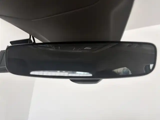 フォルクスワーゲン ＶＷ Ｔ－クロス TSI アクティブ 愛知県 2023(令5)年 1.1万km グレー 純正ディスプレイオーディオ/Bluetooth接続/AM/FM/AppleCarPlay/AndroidAuto/レーダークルーズコントロール/衝突被害軽減ブレーキ/前後コーナーセンサー/パドルシフト/前後ドライブレコーダー/純正フロアマット/純正16インチアルミホイール/LEDヘッドライト/オートライト/ワイヤレス充電/ETC2.0/スマートキー/プッシュスタート/スペアキー/取扱説明書/保証書