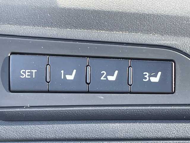 トヨタ ヴェルファイア Z Gエディション 茨城県 2016(平28)年 9万km スパークリングブラックパールクリスタルシャイン 純正ナビ/-BT/AM/FM/CD/TV　/両側パワースライドドア　/フリップダウンモニター　/バックカメラ　/モデリスタエアロ　/ＬＥＤライト　/メモリー付パワーシート　/ハーフレザーシート　/ドライブレコーダー　/ＥＴＣ　/クルーズコントロール