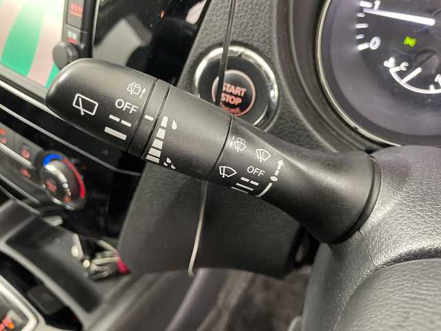 日産 エクストレイル 20S Vセレクション 道央・札幌 2021(令3)年 10.4万km ブリリアントホワイトパール ・４WD//・インテリジェントエマージェンシーブレーキ/・純正SDナビ/・CD/SD/BT/フルセグTV/・バックカメラ/・全席シートヒーター/・オートライト/LEDライト/・前方ドライブレコーダー/・ダウンヒルアシストコントロール/・純正エンジンスターター/・スペアキー１本/・冬タイヤアルミ付き積込/・ビルドインETC