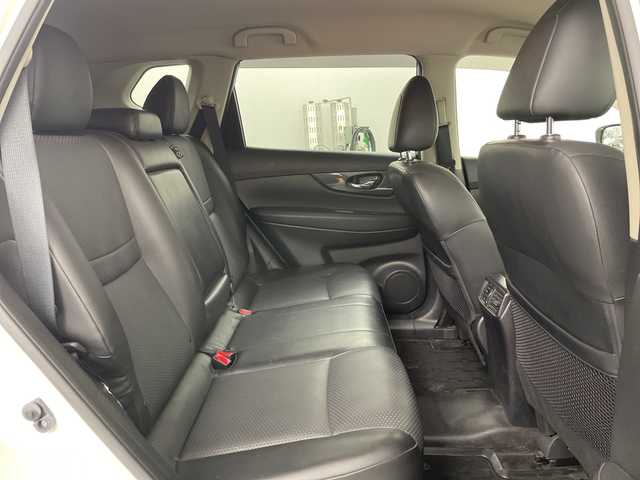 日産 エクストレイル 20S Vセレクション 道央・札幌 2021(令3)年 10.4万km ブリリアントホワイトパール ・４WD//・インテリジェントエマージェンシーブレーキ/・純正SDナビ/・CD/SD/BT/フルセグTV/・バックカメラ/・全席シートヒーター/・オートライト/LEDライト/・前方ドライブレコーダー/・ダウンヒルアシストコントロール/・純正エンジンスターター/・スペアキー１本/・冬タイヤアルミ付き積込/・ビルドインETC