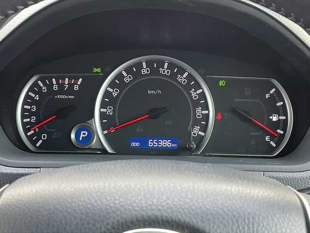 トヨタ ヴォクシー V 道北・旭川 2014(平26)年 6.6万km ブラック /4WD//禁煙車//社外ナビ//フルセグ/SD/DVD/CD/AUX//バックカメラ//クルーズコントロール//片側パワースライドドア//オートライト//LEDヘッドライト//フォグランプ//オートエアコン//オートマチックハイビーム//前後ドライブレコーダー//純正フロアマット//ドアバイザー//ドアミラーウィンカー//オートリトラミラー//ビルトインETC//社外AW冬タイヤ積み込み//リアサンシェード//革巻きステアリング//ステアリングスイッチ//横滑り防止//アイドリングストップ//保証書