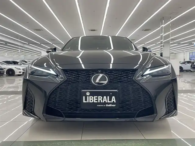 レクサス ＩＳ 300 Fスポーツ モードブラック 岡山県 2021(令3)年 1.8万km グラファイトブラックガラスフレーク LEXUS純正ナビ/アップルカープレイ/フルセグテレビ/全周囲カメラ/アイドリングストップ/クルーズコントロール/パノラマサンルーフ/プッシュスタート/ETC/本革シート/シートヒーター/ベンチシート/ABH/AUTHORアラーム/BBS製ブラックAW/専用ドアミラー/ディンプル本革ステア/ブラックステンレスウインドウモール/フルLEDライト