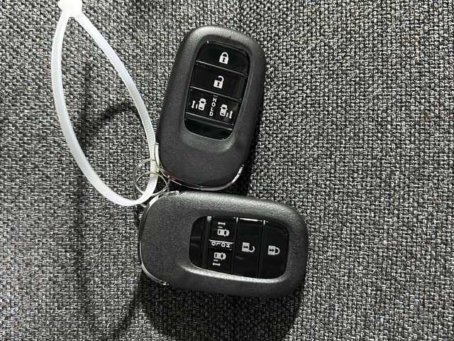 ホンダ フリード AIR 福岡県 2025(令7)年 0.1万km未満 パール ・フルセグTV/・Bカメラ/・AppleCarPlay/・ACC/・androidオート/・ブレーキホールド/・オートマチックハイビーム/・両側パワースライドドア/・Bluetooth/・純正ナビ/・ホンダセンシング