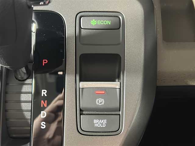 ホンダ フリード AIR 福岡県 2025(令7)年 0.1万km未満 パール ・フルセグTV/・Bカメラ/・AppleCarPlay/・ACC/・androidオート/・ブレーキホールド/・オートマチックハイビーム/・両側パワースライドドア/・Bluetooth/・純正ナビ/・ホンダセンシング
