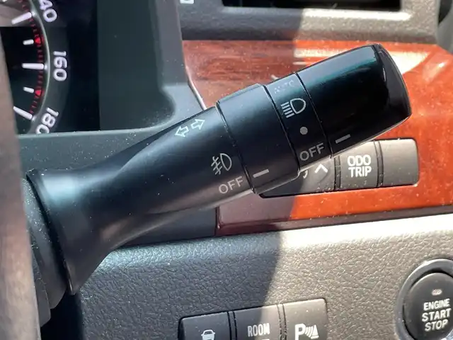 トヨタ ヴェルファイア 2．4Z プラチナセレクションⅡ 滋賀県 2010(平22)年 16.7万km ホワイトパールクリスタルシャイン 純正ナビ/（ワンセグＴＶ・Bluetooth・CD・DVD・AUX）/ETC/パワーバックドア/両側電動スライドドア/クリアランスソナー/ステアリングスイッチ/スマートキー/プッシュスタート/ウォークスルー/オートライト/電動格納ミラー/カーテンエアバッグ