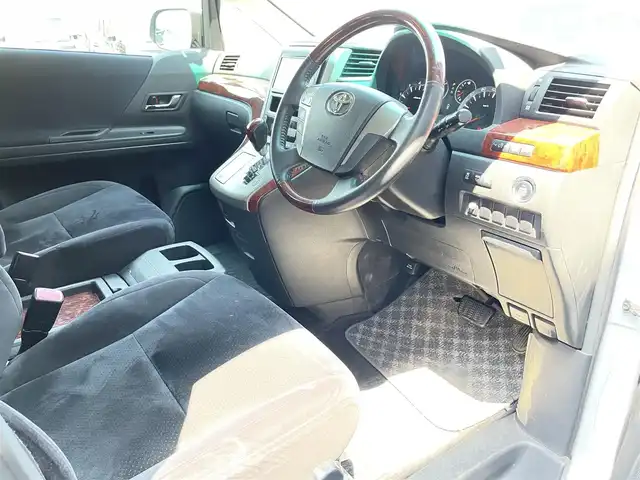 トヨタ ヴェルファイア 2．4Z プラチナセレクションⅡ 滋賀県 2010(平22)年 16.7万km ホワイトパールクリスタルシャイン 純正ナビ/（ワンセグＴＶ・Bluetooth・CD・DVD・AUX）/ETC/パワーバックドア/両側電動スライドドア/クリアランスソナー/ステアリングスイッチ/スマートキー/プッシュスタート/ウォークスルー/オートライト/電動格納ミラー/カーテンエアバッグ
