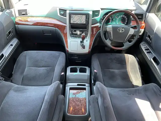 トヨタ ヴェルファイア 2．4Z プラチナセレクションⅡ 滋賀県 2010(平22)年 16.7万km ホワイトパールクリスタルシャイン 純正ナビ/（ワンセグＴＶ・Bluetooth・CD・DVD・AUX）/ETC/パワーバックドア/両側電動スライドドア/クリアランスソナー/ステアリングスイッチ/スマートキー/プッシュスタート/ウォークスルー/オートライト/電動格納ミラー/カーテンエアバッグ