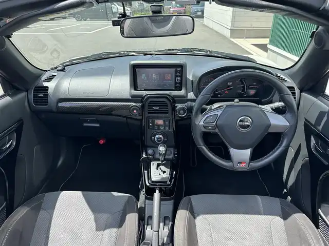 ダイハツ コペン GRスポーツ 神奈川県 2020(令2)年 4万km パールホワイトⅢ ・純正ナビ　/・バックカメラ　/・ＨＫＳマフラー　/・Ｂｌｕｅｔｏｏｔｈ　/・DVD　ＣＤ　/・フルセグＴＶ　/・ＥＴＣ　/・純正ドライブレコーダー（DRK-H69G）/・ＢＢＳアルミホイール　/・ＧＲフロアマット　/・専用レカロシート（スエード調）/・シートヒーター（運転席・助手席）/・ＬＥＤヘッドライト/・フォグランプ/・スマートキー/・プッシュスタート/・電動開閉式ルーフ/・パドルシフト