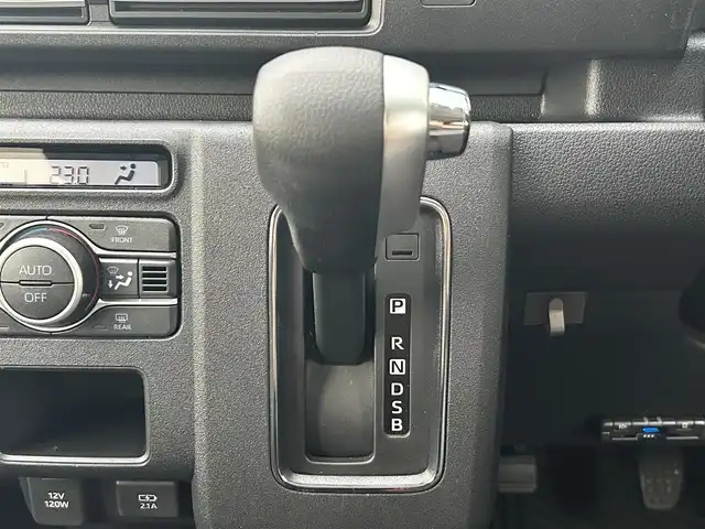 ダイハツ アトレー バン RS 兵庫県 2023(令5)年 0.8万km ブラックマイカメタリック 社外ＳＤナビ　/ＥＴＣ/レーダークルーズコントロール　/バックカメラ　/両側パワースライドドア　/スマートアシスト　/コーナーセンサー　/ステアリングスイッチ　/オートライト　/フォグランプ　/ＬＥＤヘッドライト